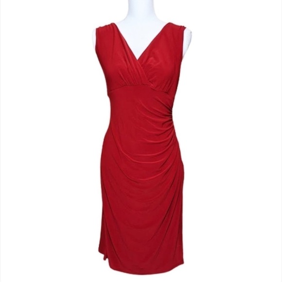 RALPH LAUREN Flattering Red Dress with Ruching on Sides Size  10 - Picture 1 of 5